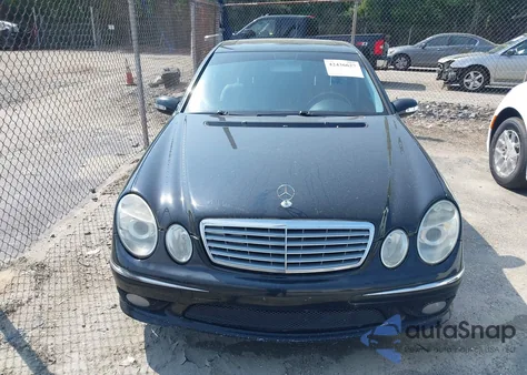 2005 Mercedes-Benz E 320 z USA, uszkodzony, nr VIN WDBUF65J35A640823